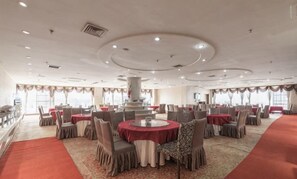 Banquet hall - Fortune Hotel (Mangshi)