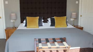 Superior Double or Twin Room, Jetted Tub | Premium bedding, individually decorated, individually furnished, desk