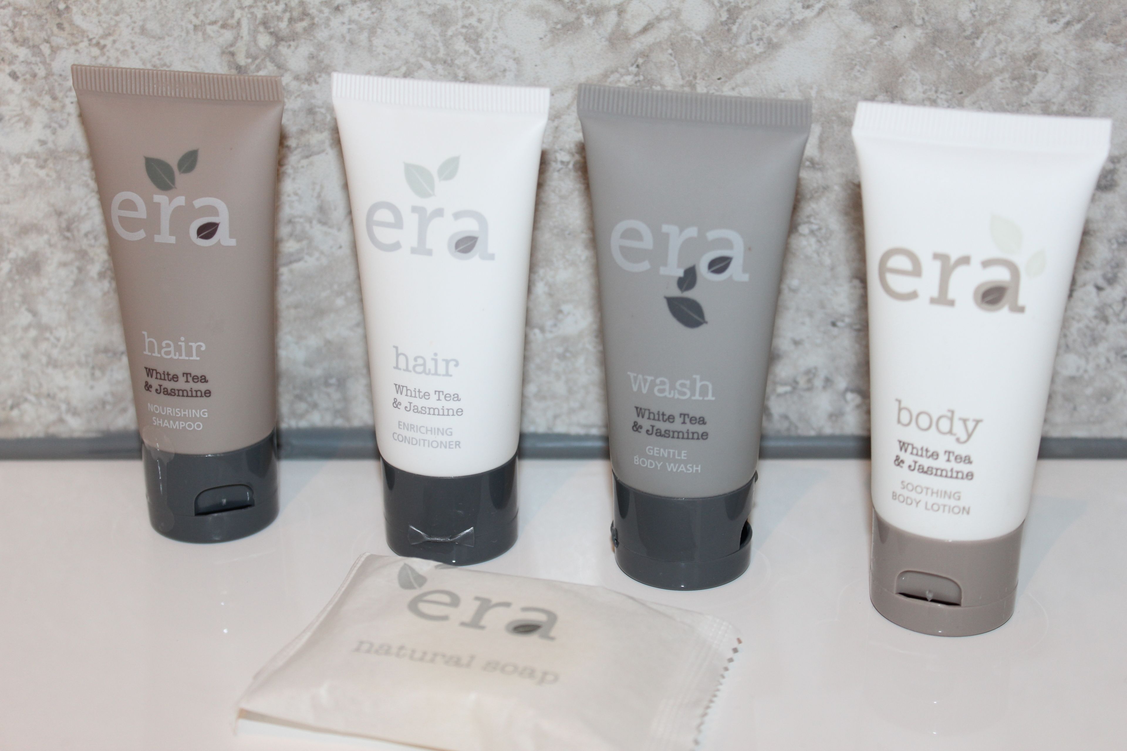 combined shower/bathtub, free toiletries, hair dryer, towels