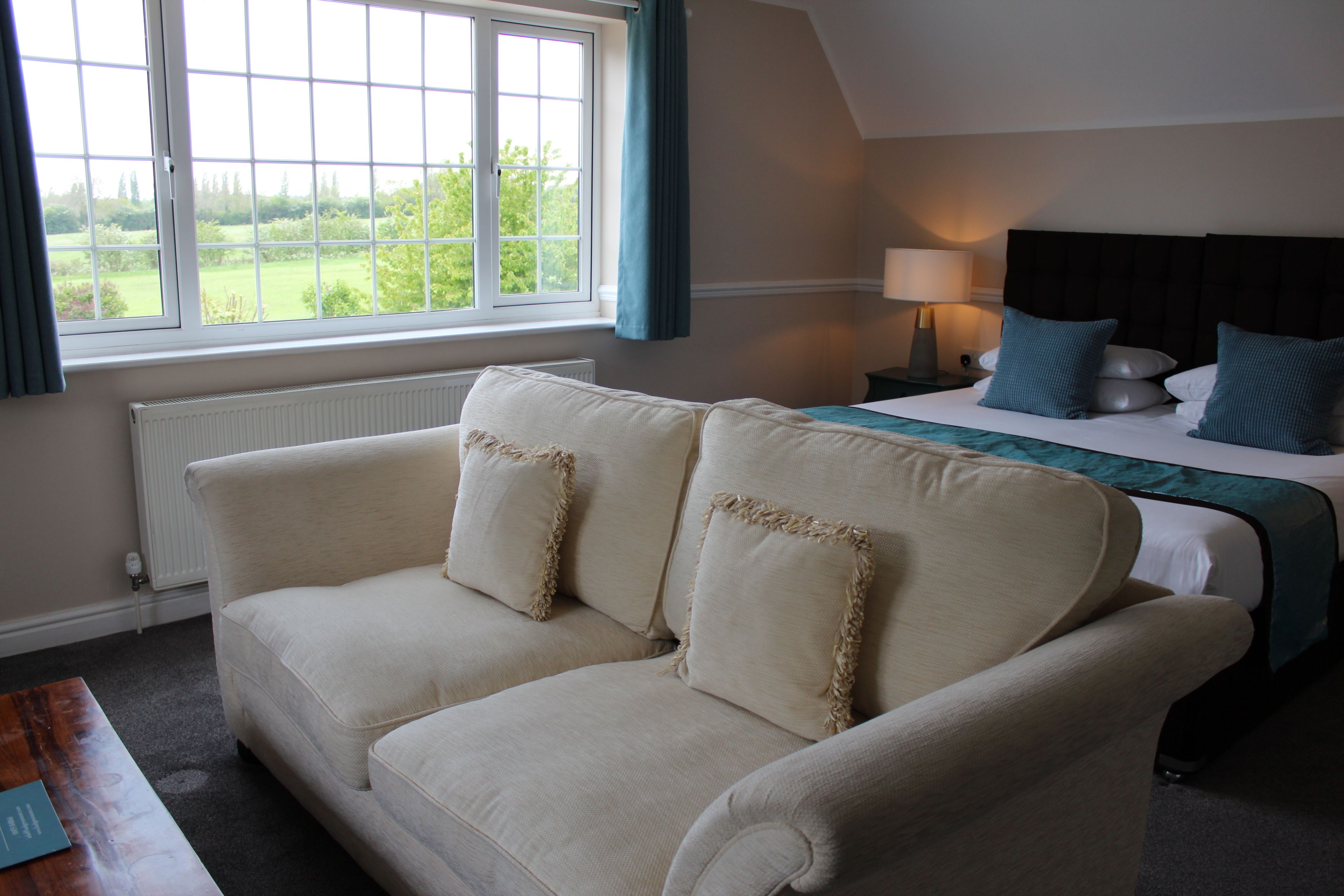 junior suite | premium bedding, individually decorated, individually furnished, desk