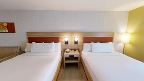 Desk, laptop workspace, blackout curtains, iron/ironing board - Home2 Suites by Hilton Phoenix Tempe, University Research Park (Tempe)