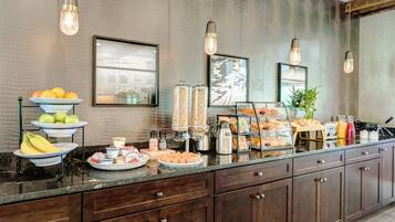 Petit déjeuner à emporter compris tous les jours