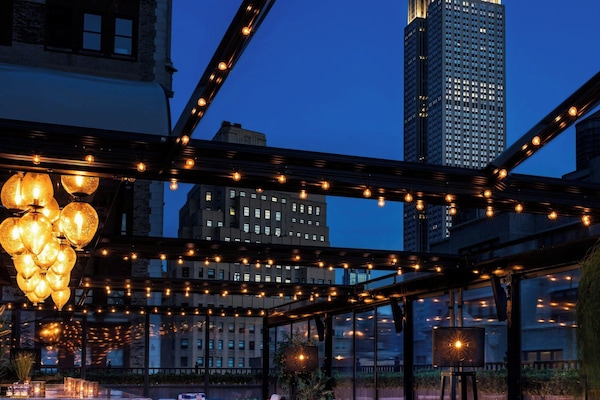 2 Bars/Lounges, Bar auf der Dachterrasse