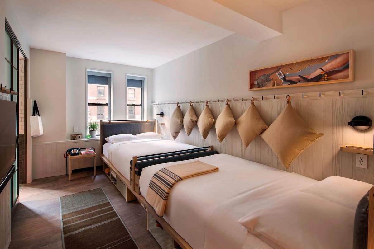 Egyptian cotton sheets, premium bedding, pillowtop beds, in-room safe
