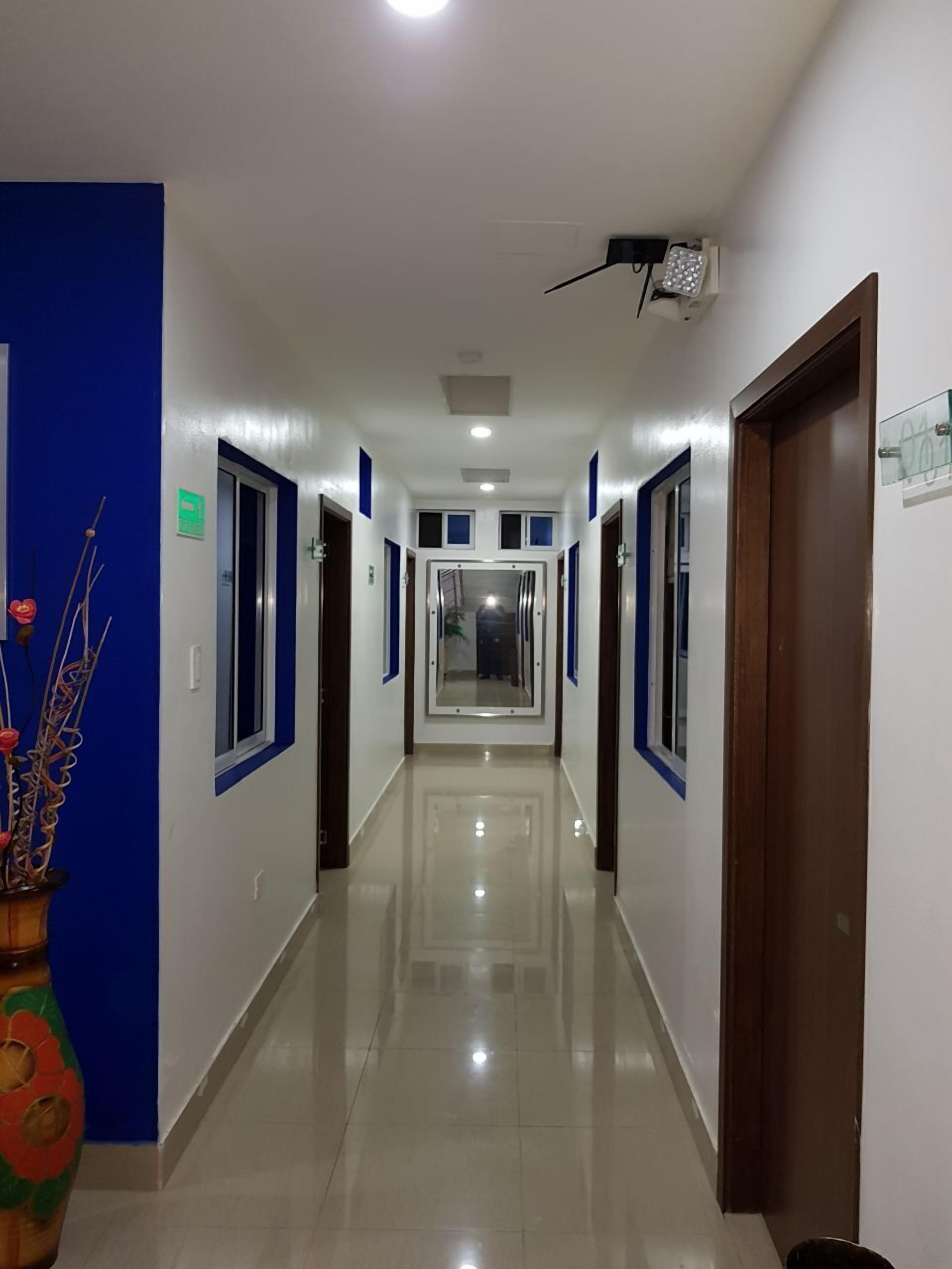 Quarto casal | Escrivaninha, ferros/tábuas de passar roupa, Wi-Fi de cortesia