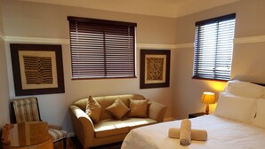 Classic Apartment, 2 Bedrooms, Partial Ocean View | 1 bedroom, in-room safe, laptop workspace, iron/ironing board - Bramber Court Apartments (Cape Town)