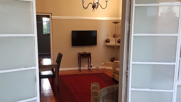 Classic Apartment, 2 Bedrooms, Partial Ocean View | Living room | Flat-screen TV - Bramber Court Apartments (Cape Town)