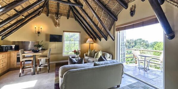 Self Catering Cottage | Living area