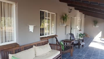 Cottage familiare, vista giardino | Terrazza/patio