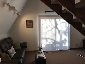 Living room - Norfork Lake Ozark Mountain Lodge (Gamaliel)