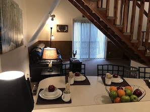 In-room dining - Norfork Lake Ozark Mountain Lodge (Gamaliel)