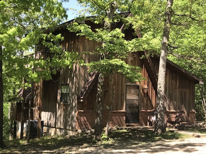 Norfork Lake Ozark Mountain Lodge