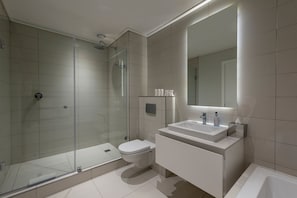 Shower, rainfall showerhead, designer toiletries, hair dryer