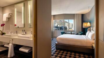 Egyptian cotton sheets, premium bedding, down duvets, pillow-top beds