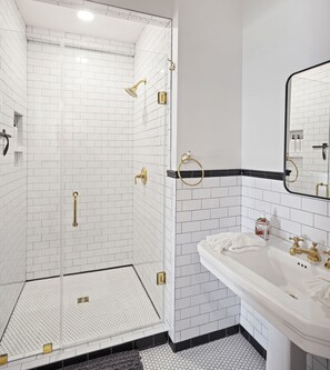 Shower, free toiletries, hair dryer, towels