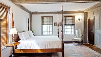 Captain Hills Suite | 1 bedroom, premium bedding, pillowtop beds, desk