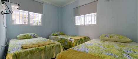 Quarto família | Wi-Fi de cortesia, roupa de cama, acesso para cadeiras de rodas