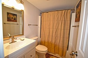 Condo, 2 Bedrooms | Bathroom | Towels - Constellation House 510 2 Bedroom Condo by RedAwning (Ocean City)
