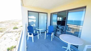 Condo, 3 Bedrooms | Outdoor dining