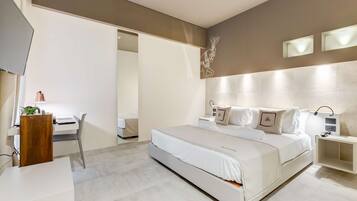 1 dormitorio, ropa de cama de alta calidad, minibar y caja fuerte