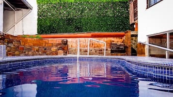 Alberca al aire libre