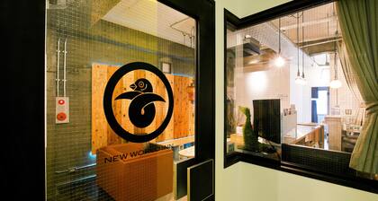 NEW WORLD INN - Hostel