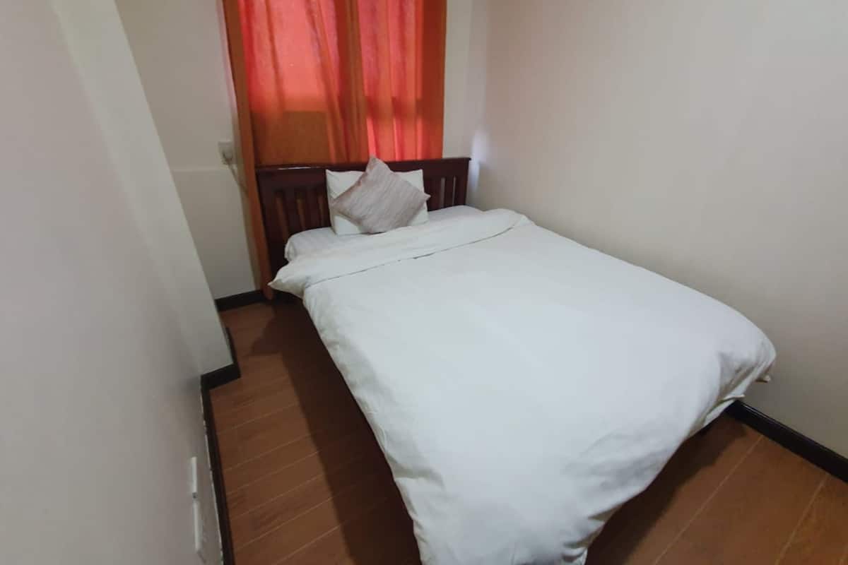 family suite | 3 bedrooms, soundproofing, free wifi, bed sheets
