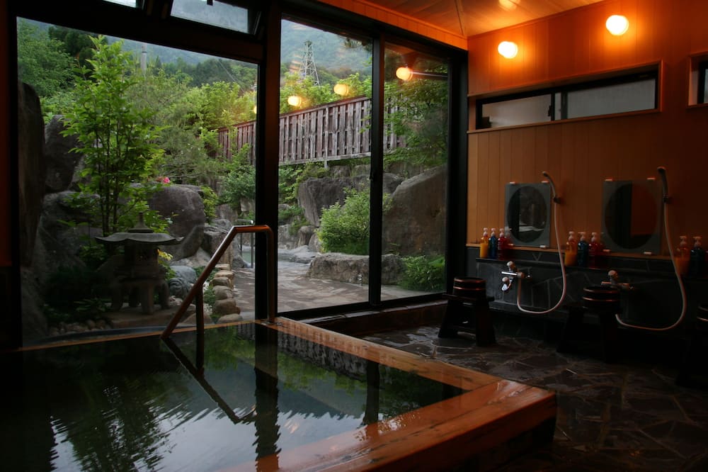 Kutsuroginoya Yuu