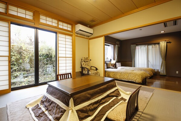 Japanese Western Style Room, New Building, Private Open Air Bath | Free WiFi, bed sheets