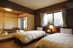 Zimmer, Annex (Japanese Western Style, Open Air Bath) | Kostenloses WLAN, Bettwäsche