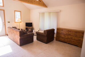 Een flatscreentelevisie