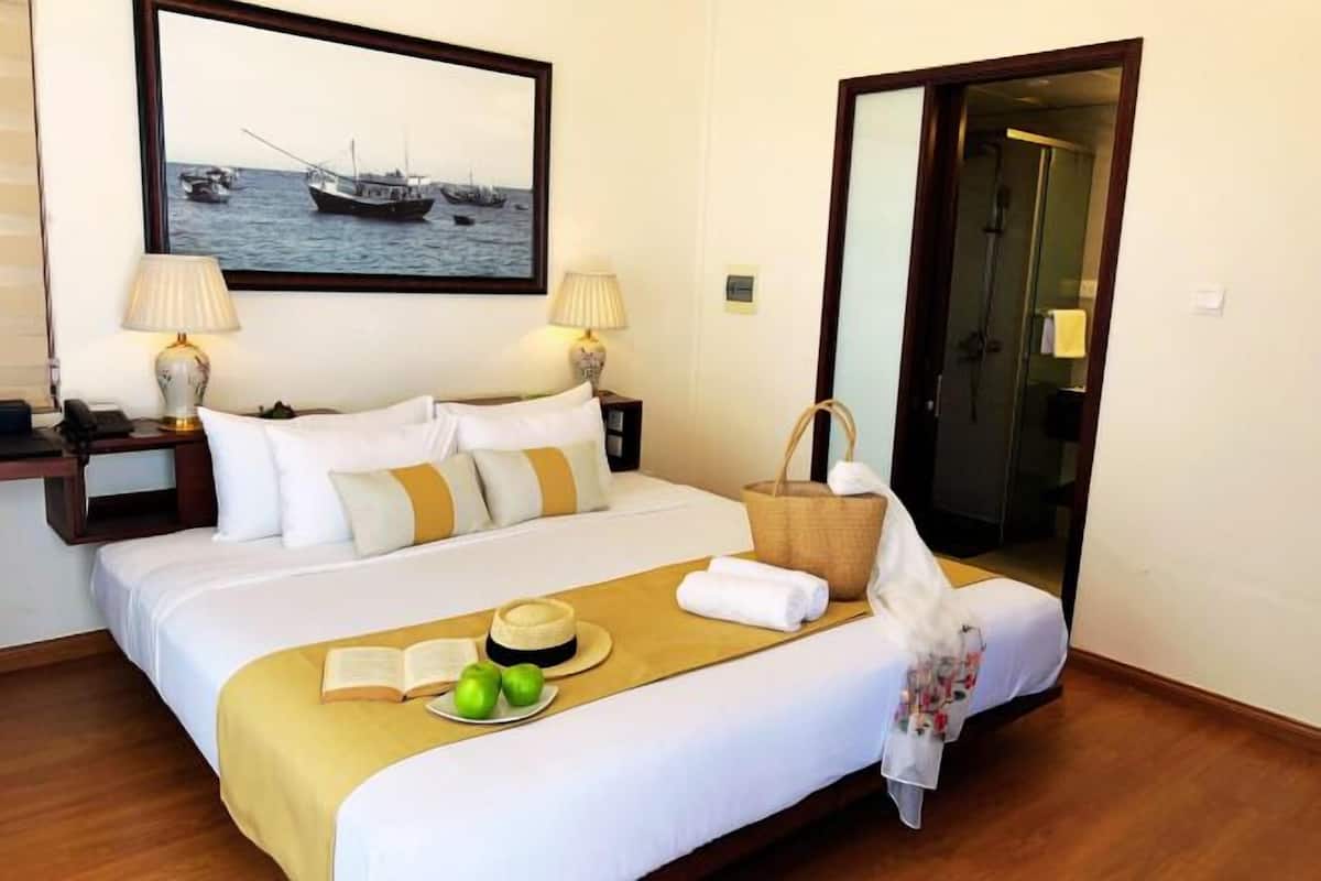 1 bedroom, minibar, in-room safe, desk