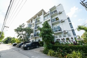Exterior - Baan Hinwong (Sattahip)
