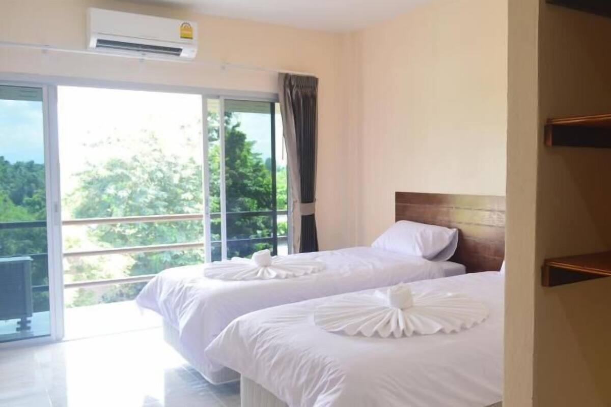 Minibar, truy cập Internet không dây miễn phí 
