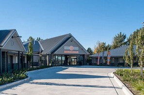 Front of property - Leumeah Lodge (Nicholls)