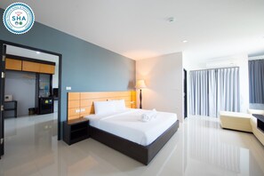 Family 2 Bedroom | Escritorio, wifi gratis y ropa de cama 