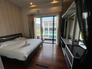 Executive Apartment, 1 Bedroom, City View | Premium bedding, individually decorated, individually furnished, desk - Borneo Coastal Residence - IMAGO Mall (Kota Kinabalu)
