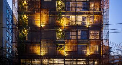 IR-ON Hotel