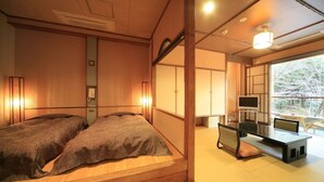 Tradisjonelt rom (Japanese Style with Open-air Bath New) | Safe på rommet, lydisolert, strykejern/-brett og wi-fi (inkludert)