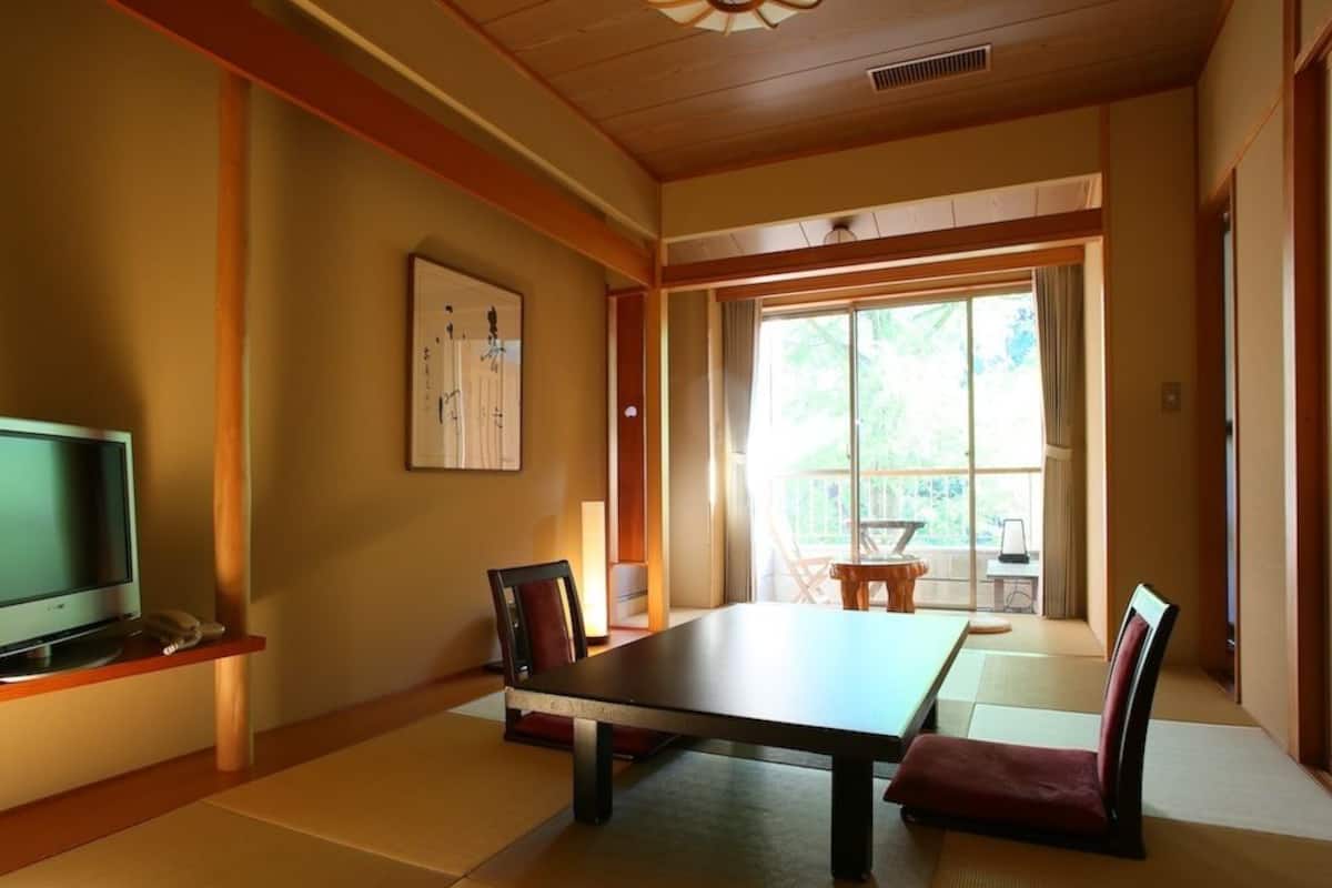 Japanese Style Room with Private Open-air Bath | Living room | Flat-screen TV