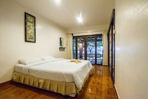 Minibar, rollaway beds, free WiFi - Phe Samed Villa (Rayong)