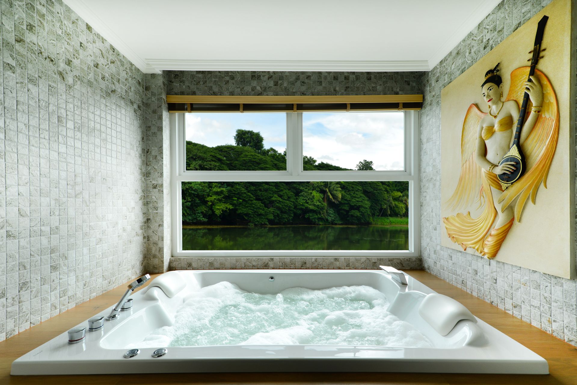 princess suite double room | private spa tub