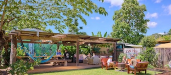 On The Wallaby Eco Lodge - Hostel