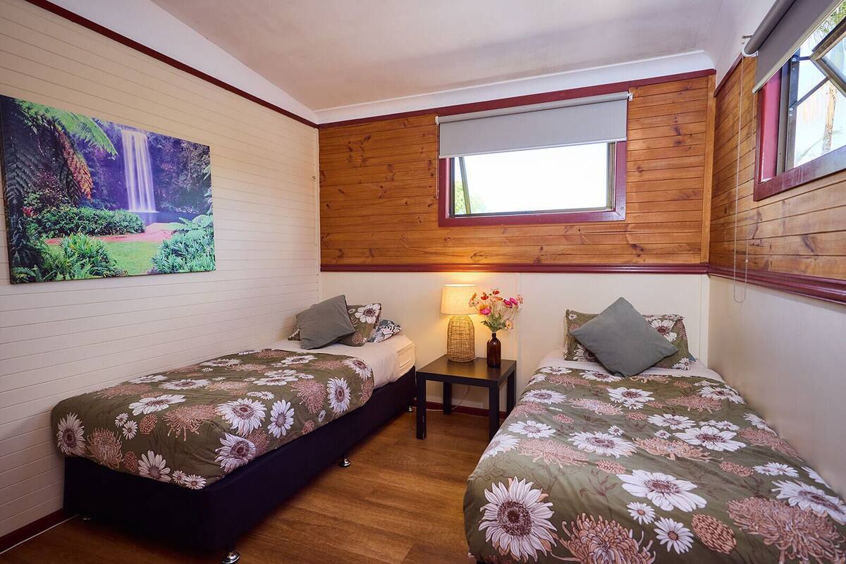 Habitación con 2 camas individuales | Wifi y ropa de cama