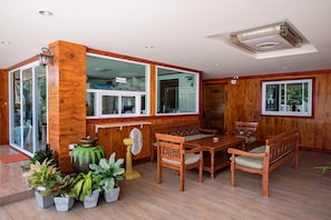 Lobby lounge - Viking Resort (Pattaya)