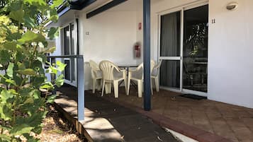 Family Room | Terrace/patio