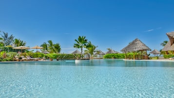 Plage privée, sable blanc