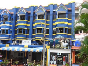 Front of property - Allstar Guesthouse (Karon)