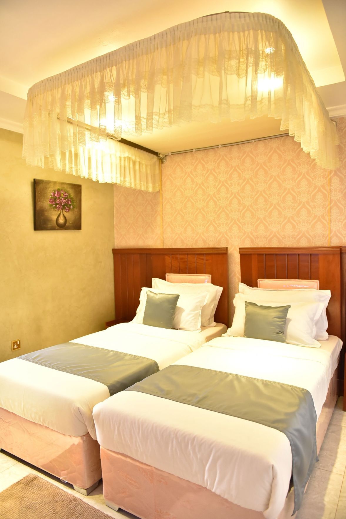 In-room safe, desk, free WiFi, bed sheets