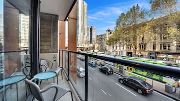 Deluxe Apartment, 2 Bedrooms, City View | Terrace/patio
